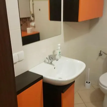 Apartament Apartament *